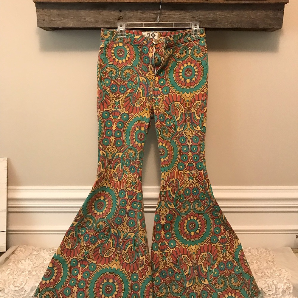 FREE PEOPLE Just Float On Printed Jeans NWOT